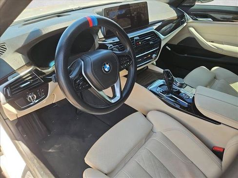Used 2023 BMW 540i w/ Premium Package RWD image 13