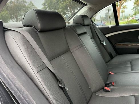 Used 2006 BMW 750i RWD image 45