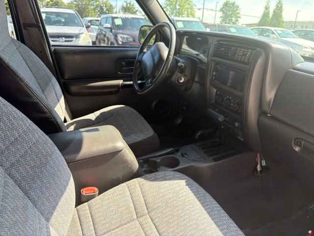 Used 2001 Jeep Cherokee Sport AWD/4WD image 25