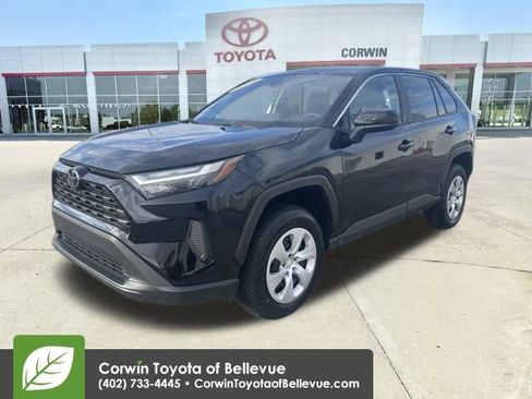 Certified 2025 Toyota RAV4 LE image 8