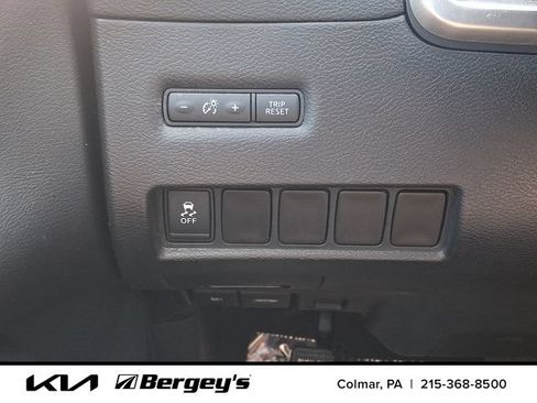 Used 2015 Nissan Murano SV w/ Premium Package AWD/4WD image 26
