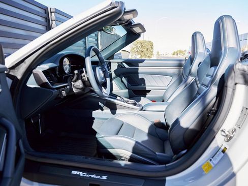 Used 2021 Porsche 911 Turbo S AWD/4WD image 27
