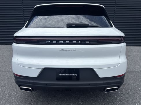 New 2026 Porsche Cayenne AWD/4WD image 4