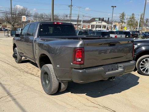 New 2026 RAM 3500 Tradesman image 10