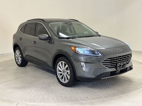 Certified 2022 Ford Escape Titanium w/ Titanium Elite Package image 4