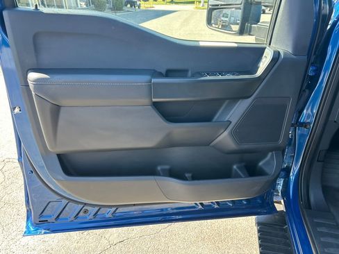 Used 2022 Ford F150 XL w/ STX Black Appearance Package AWD/4WD image 12