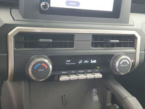 Used 2025 Toyota Tacoma SR image 28