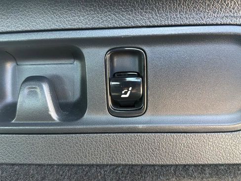 Used 2025 Mercedes-Benz GLC 43 AMG GLC 43 AMG image 19