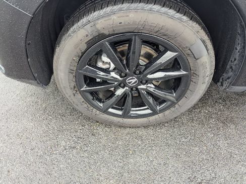 Used 2025 Acura RDX SH-AWD image 12