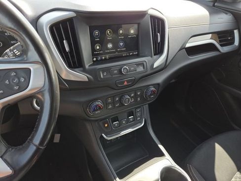Used 2018 GMC Terrain SLE w/ Driver Convenience Package FWD image 32