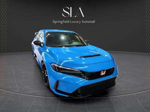 Used 2024 Honda Civic Type R image 1