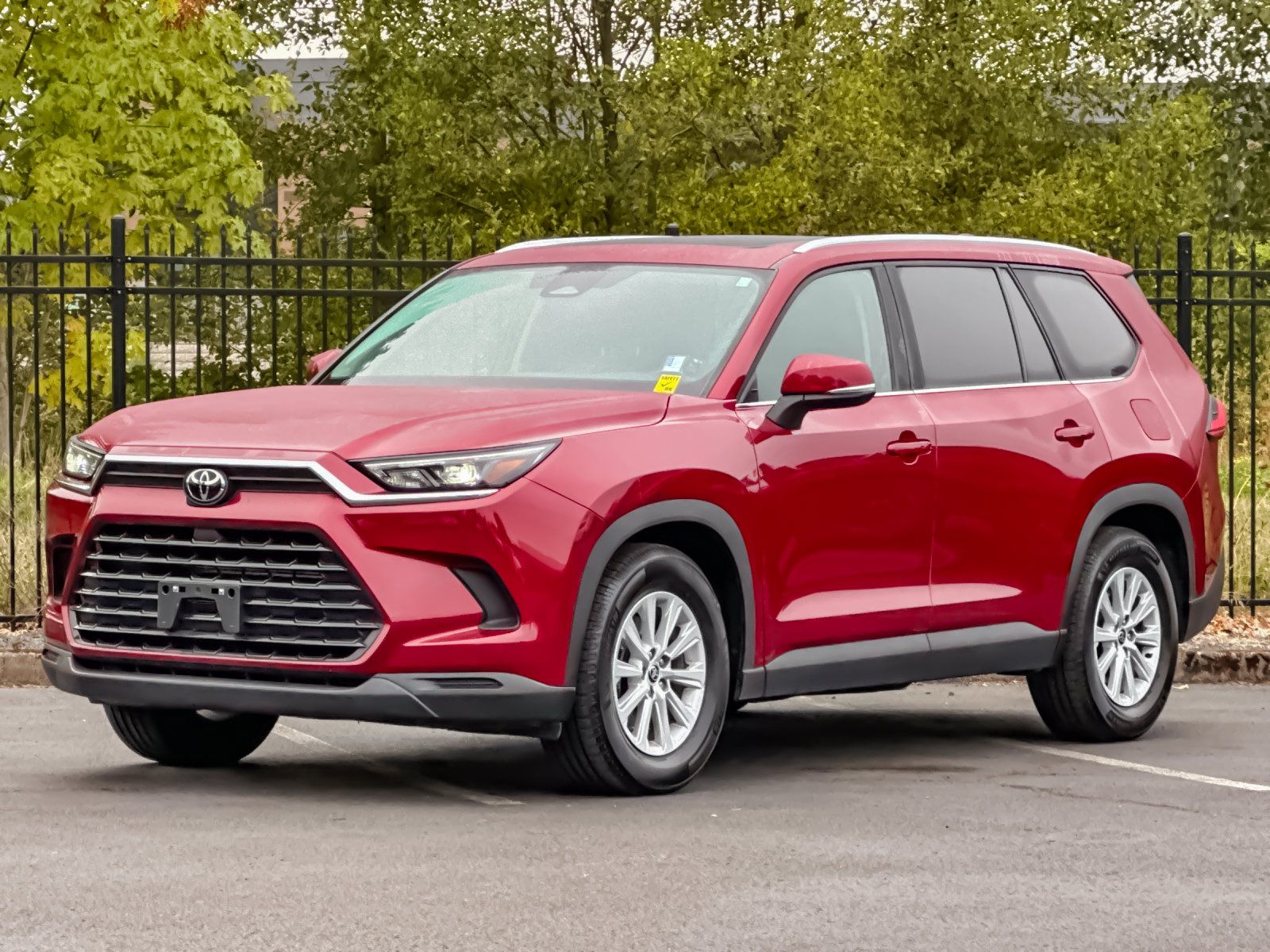 Used 2024 Toyota Grand Highlander AWD Hybrid image 7