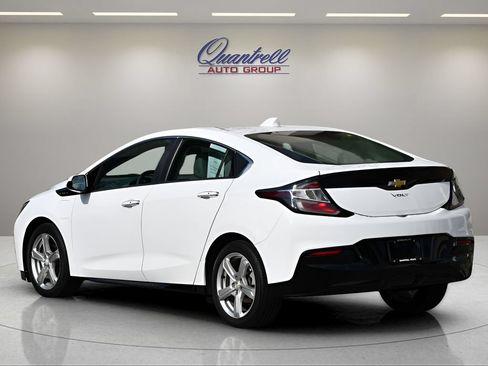 Used 2017 Chevrolet Volt LT w/ Comfort Package FWD image 6
