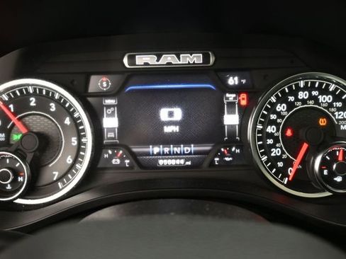 Used 2023 RAM 1500 Laramie image 31