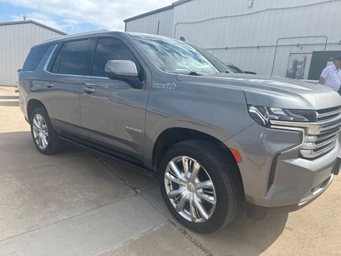 Used 2021 Chevrolet Tahoe High Country AWD/4WD image 3