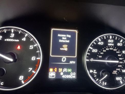 Used 2023 Subaru Legacy Limited AWD/4WD image 13