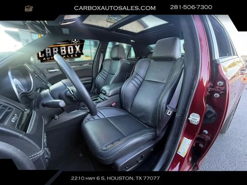 Used 2023 Chrysler 300 C RWD image 14