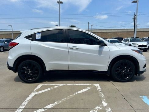 Certified 2022 Honda HR-V Sport image 4