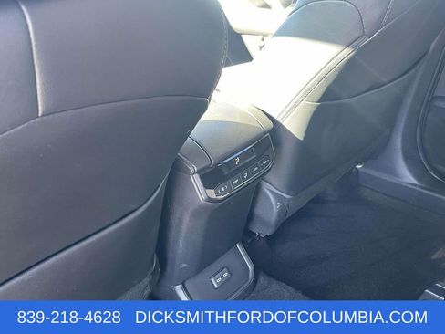 Used 2023 Toyota Highlander XLE image 13