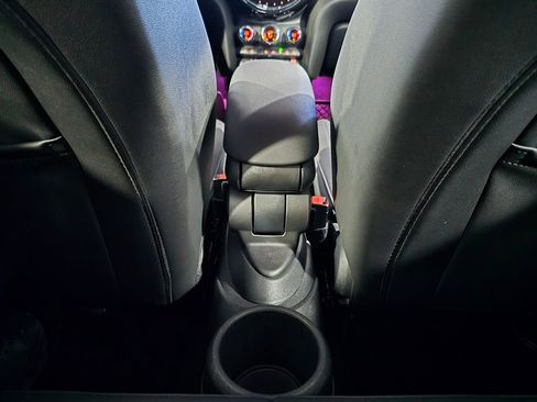 Used 2024 MINI Cooper S image 28
