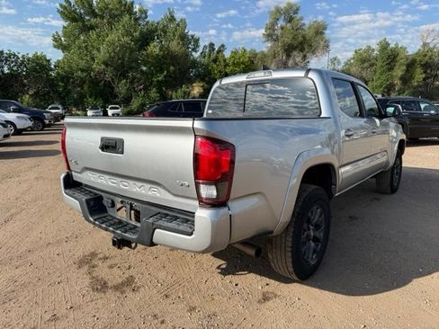 Used 2023 Toyota Tacoma SR5 w/ Technology Package AWD/4WD image 6