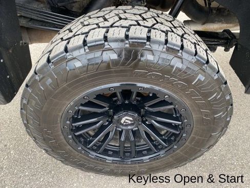 Used 2022 GMC Sierra 2500 AT4 w/ Gooseneck/5TH Wheel Package image 39