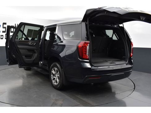 Used 2023 GMC Yukon SLE w/ Gmc Pro Safety Plus Package image 37
