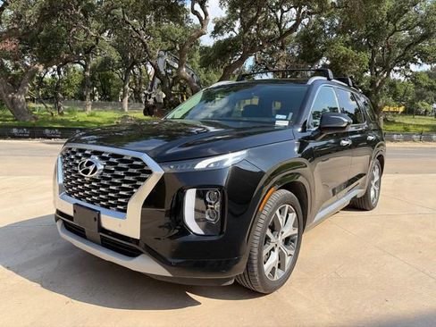 Used 2021 Hyundai Palisade Limited AWD/4WD image 2