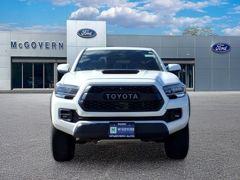 Used 2023 Toyota Tacoma TRD Pro AWD/4WD image 3