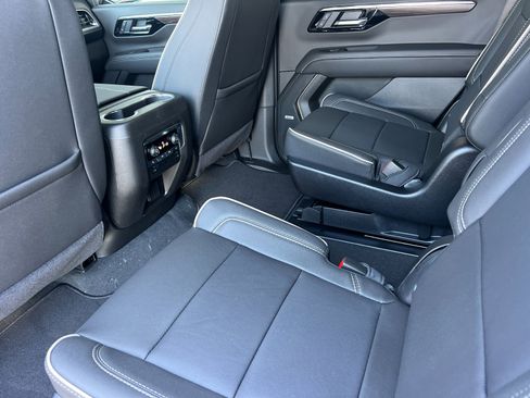New 2026 Chevrolet Tahoe Premier w/ Sun And Tow Package AWD/4WD image 12