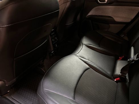 Certified 2022 Jeep Compass Latitude w/ Convenience Group image 11