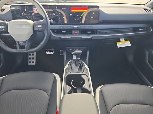 New 2025 Kia K4 GT-Line Turbo image 14