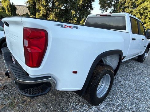 New 2026 Chevrolet Silverado 3500 W/T AWD/4WD image 8