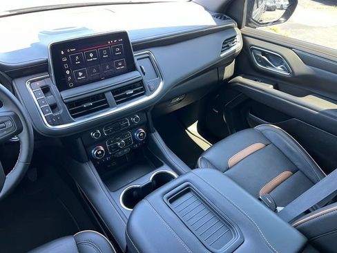Used 2023 GMC Yukon AT4 w/ AT4 Premium Package AWD/4WD image 39