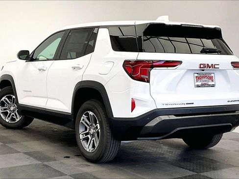 New 2026 GMC Terrain Elevation AWD/4WD image 2
