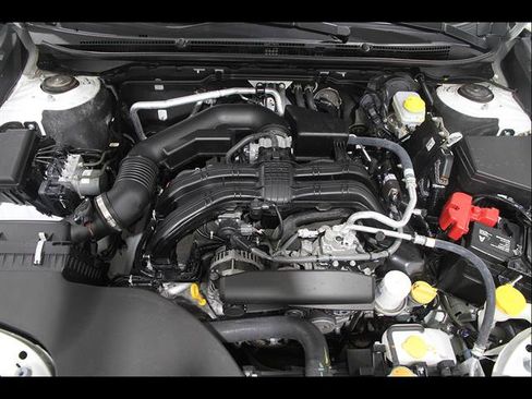 Used 2024 Subaru Outback Premium AWD/4WD image 21