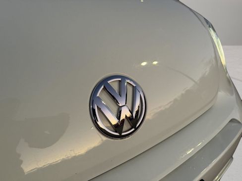 Used 2017 Volkswagen Beetle 1.8T Dune image 17