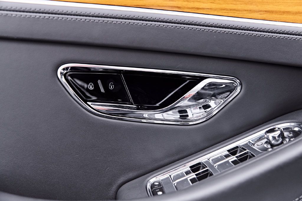 Used 2020 Bentley Continental GT AWD/4WD image 36
