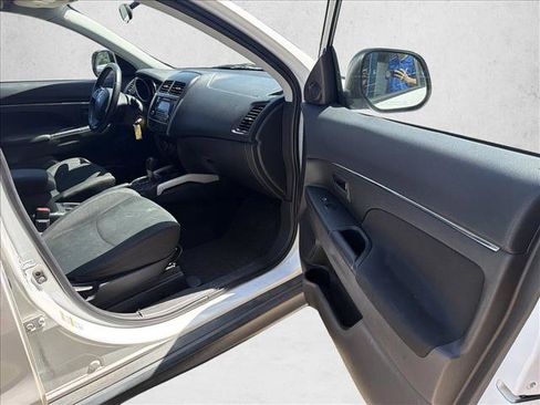 Used 2014 Mitsubishi Outlander Sport ES FWD image 4