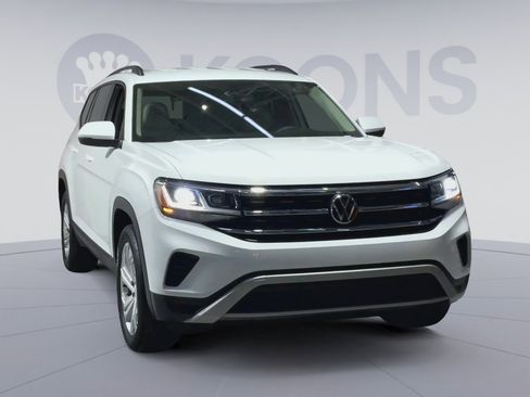 Used 2023 Volkswagen Atlas SE image 4