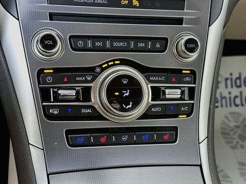 Used 2020 Lincoln MKZ Reserve w/ Luxury Package FWD image 16