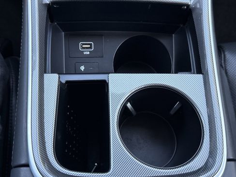 Used 2022 Hyundai Santa Fe Limited image 31