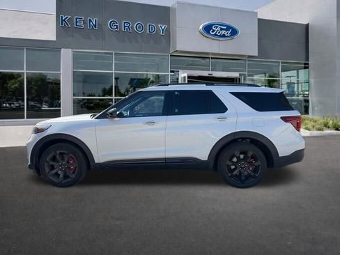 Used 2023 Ford Explorer ST w/ Equipment Group 401A image 3