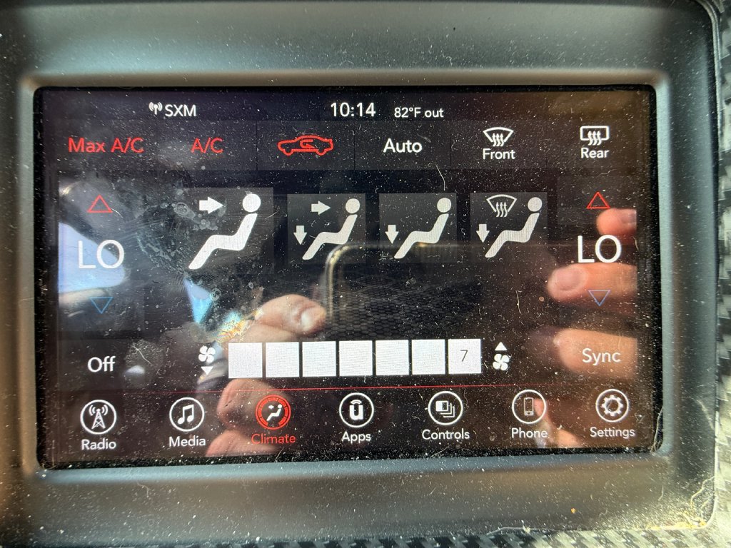 Used 2022 Dodge Challenger SXT RWD image 24