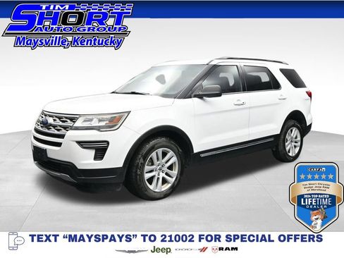 Used 2018 Ford Explorer XLT AWD/4WD image 1