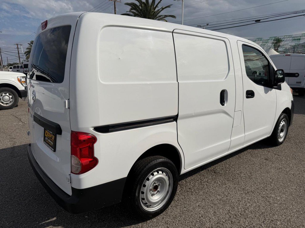 Used 2017 Nissan NV200 S w/ Back Door Glass Package FWD image 10