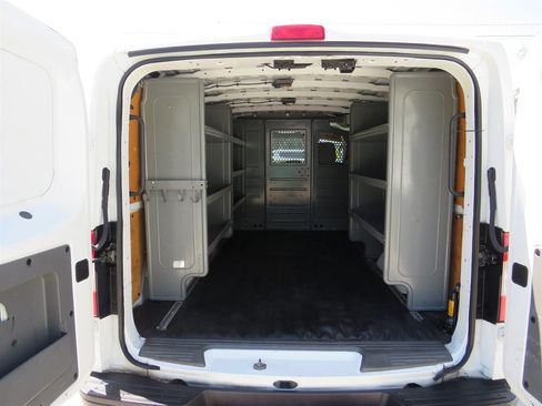 Used 2021 Nissan NV 2500 SV RWD image 11