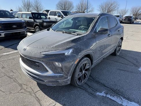 Used 2024 Buick Encore GX Sport Touring w/ Advanced Technology Package image 7