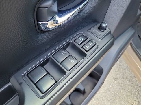 Certified 2021 Nissan Titan PRO-4X w/ Pro-4x Convenience Package AWD/4WD image 16