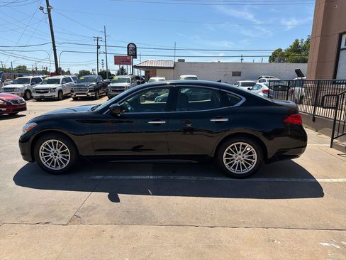 Used 2011 INFINITI M37 w/ Premium Pkg RWD image 8